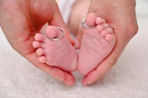 黔东孕妇六个月肚子多大